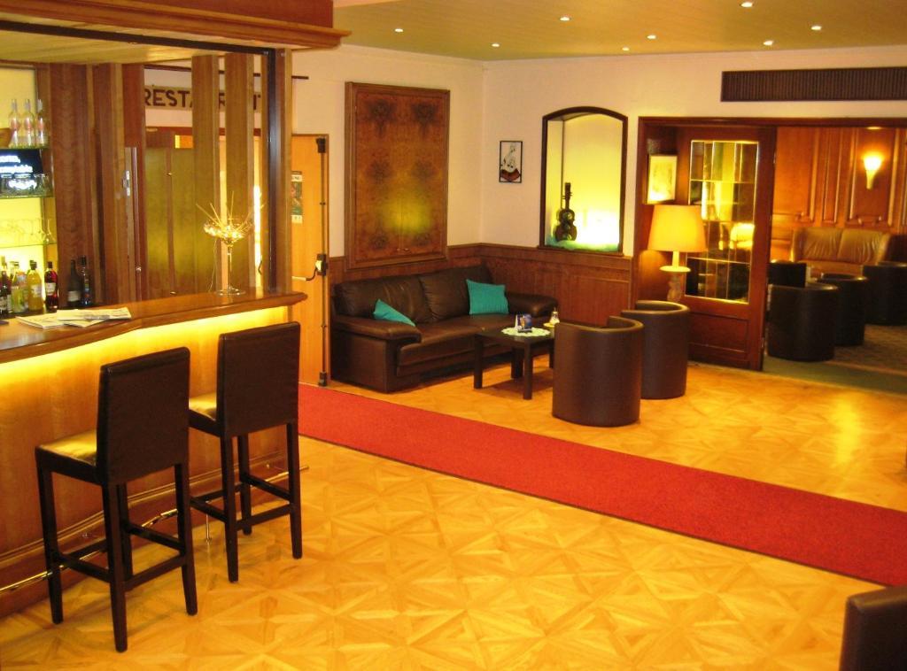 Hotel Restaurant Aux Trois Roses La Petite-Pierre Dış mekan fotoğraf