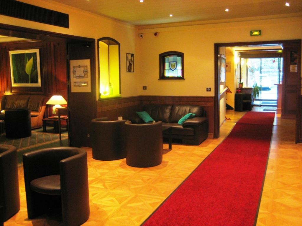 Hotel Restaurant Aux Trois Roses La Petite-Pierre Dış mekan fotoğraf