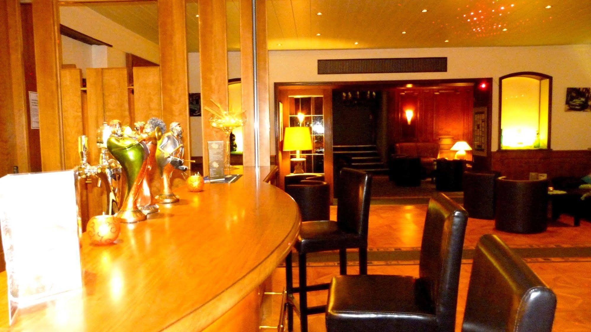 Hotel Restaurant Aux Trois Roses La Petite-Pierre Dış mekan fotoğraf